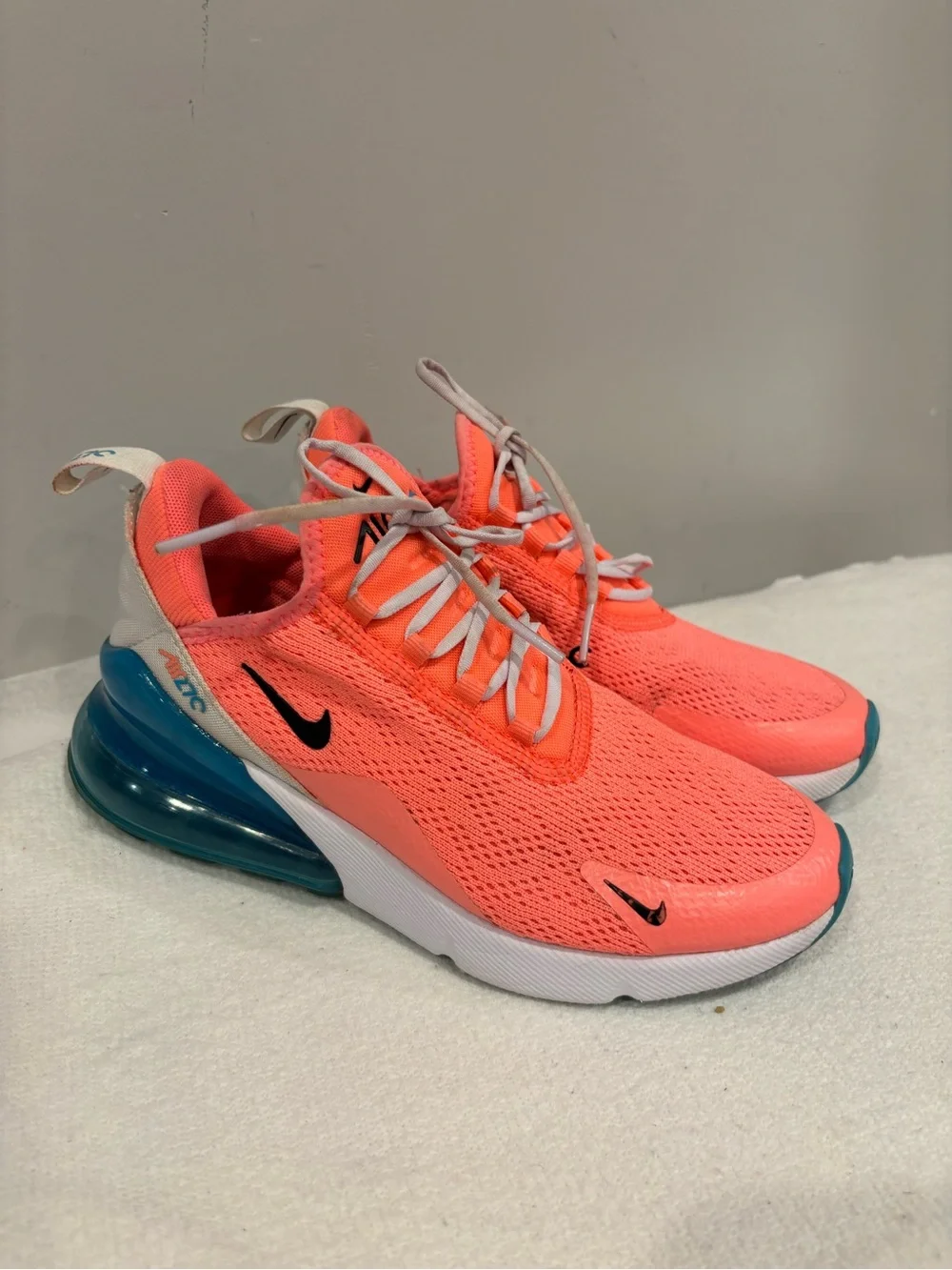 Nike Kids' Air Max 270 Pink/Coral Athletic Shoes